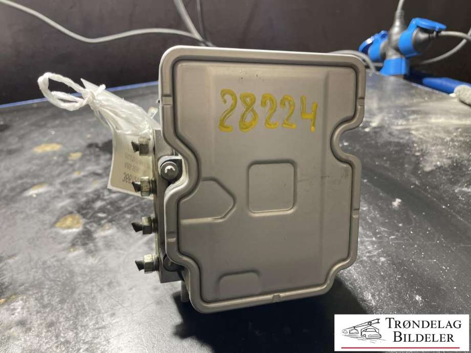 ABS sentral til Isuzu D-Max 2021-->> (Type III) (8975164861|)