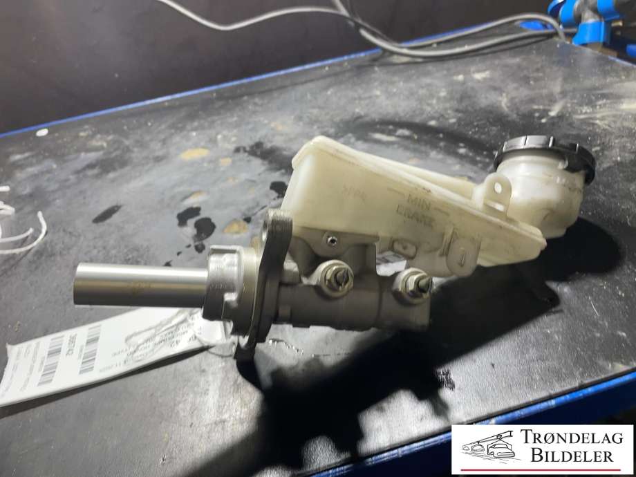 Bremsepumpe hoved til Isuzu D-Max 2021-->> (Type III) (8975043470|)
