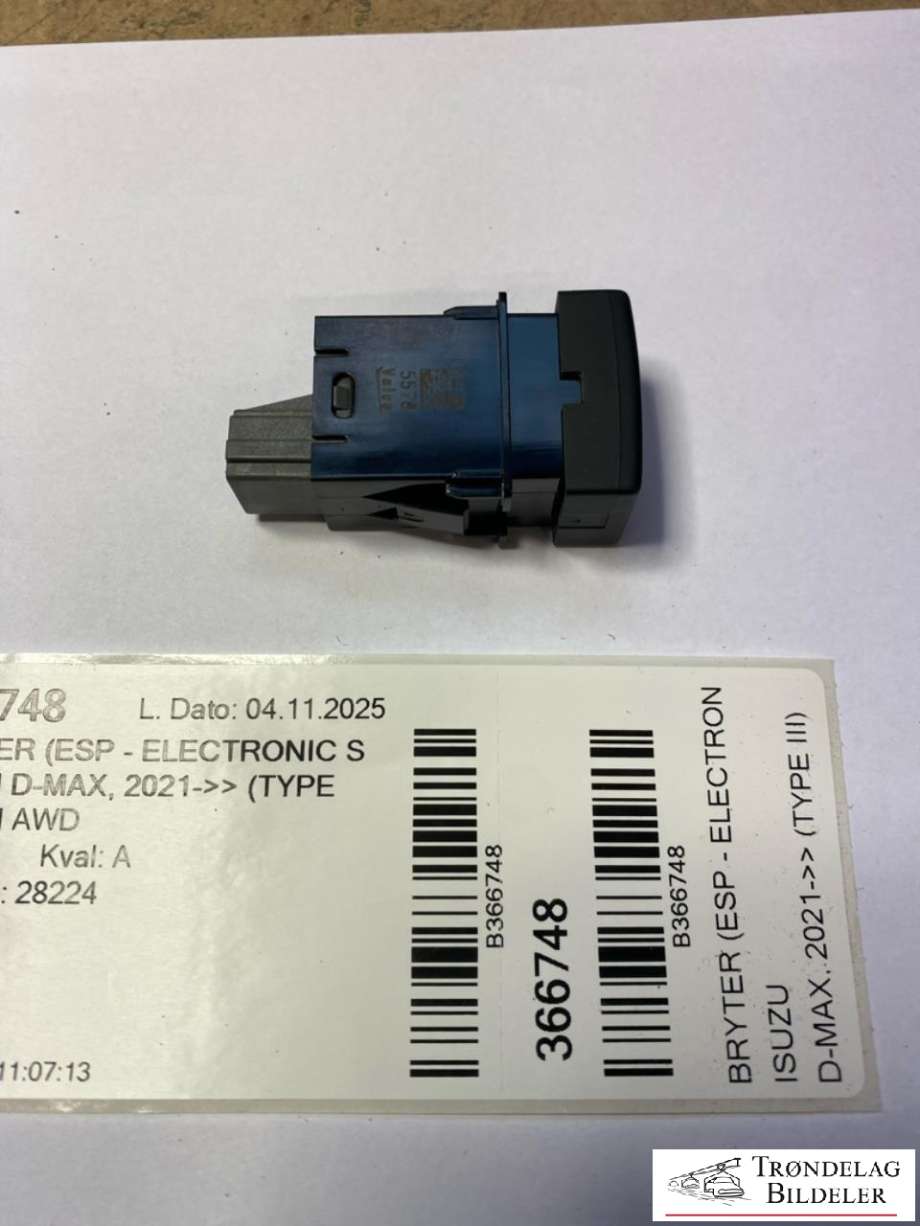 Bryter (ESP - Electronic Stability Program) til Isuzu D-Max 2021-->> (Type III)  (8983945251|)