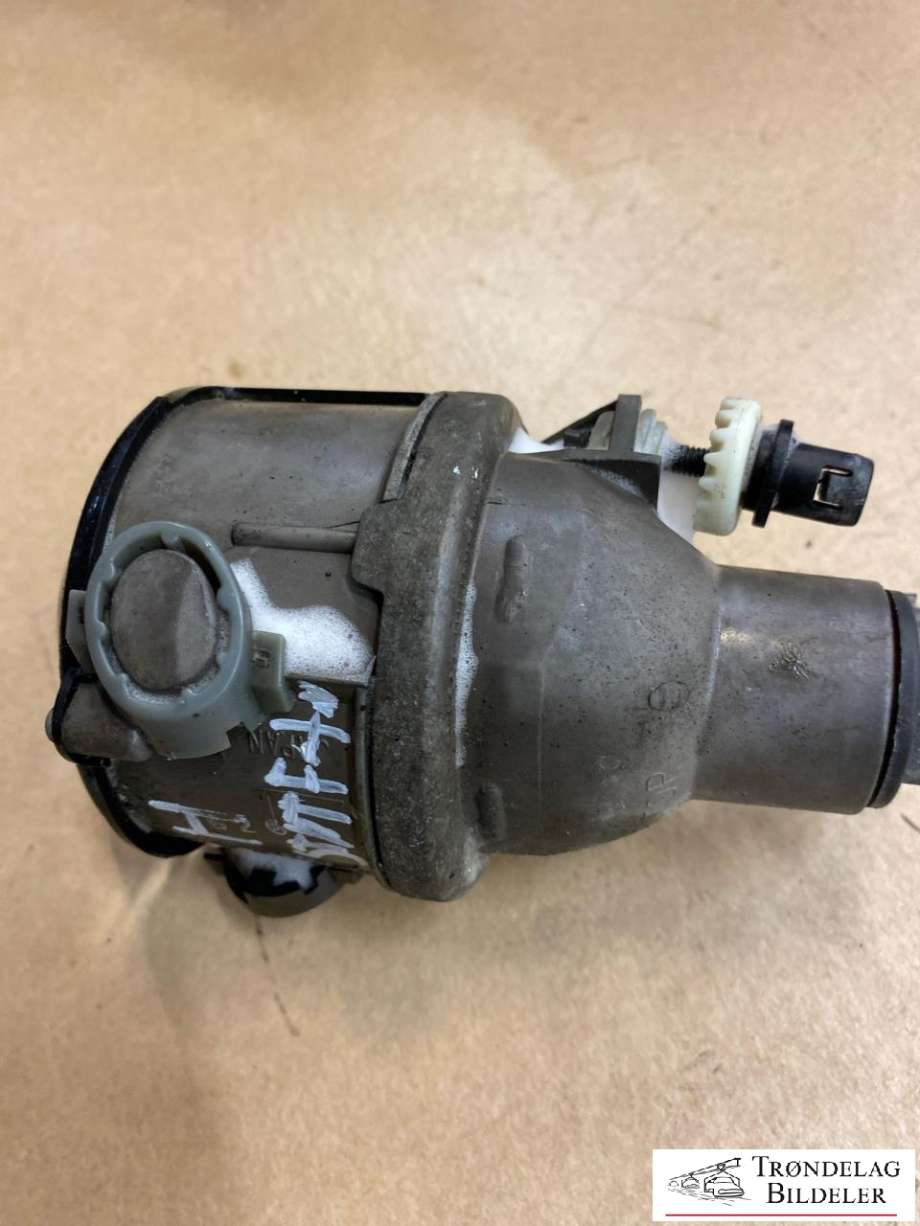 Tåkelykt høyre foran til Lexus RX 2003-2009 (Type II) (XU30) (XU30) (8121148041|)
