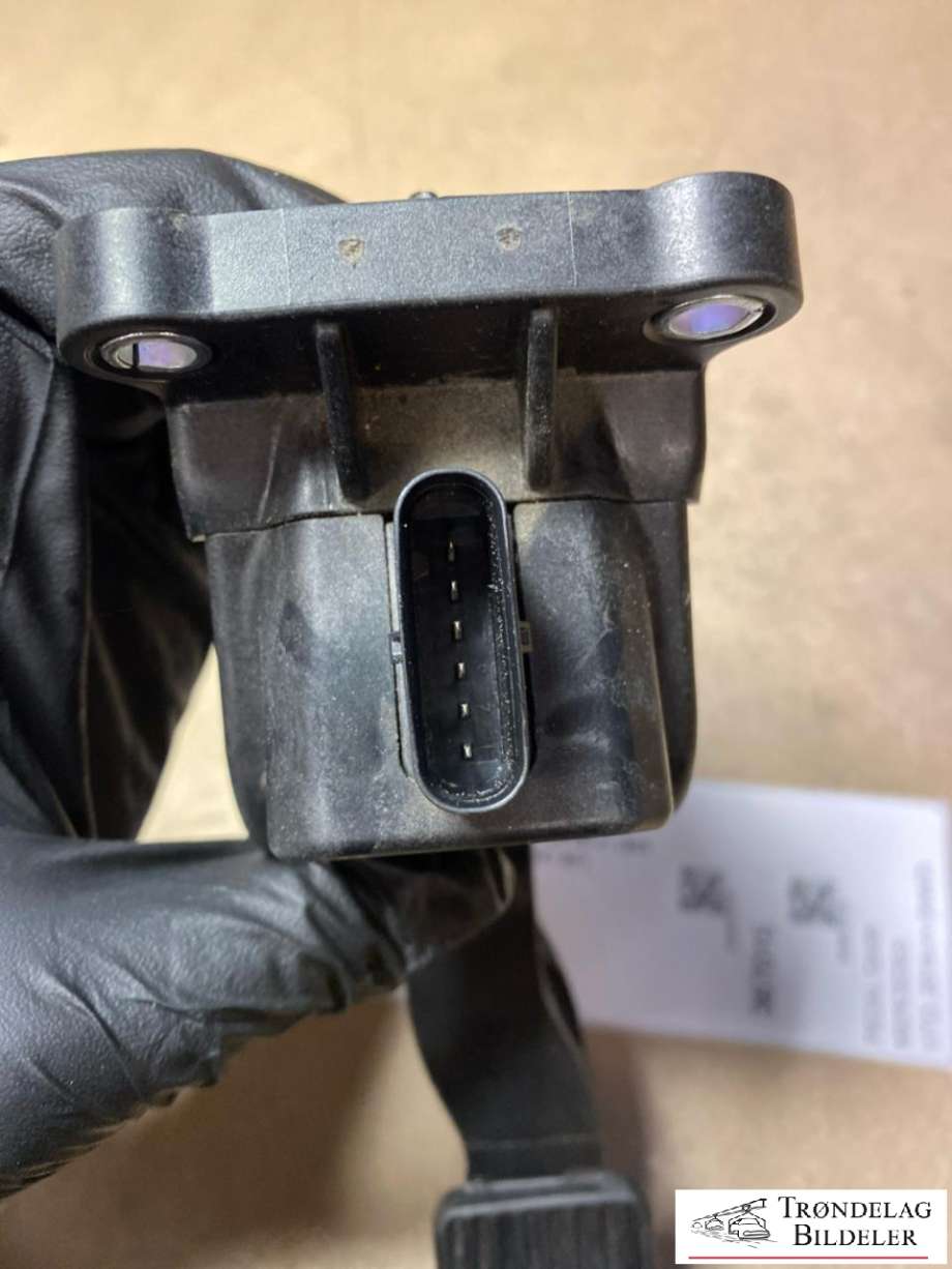 Pedal gass til Mercedes Vito 2014-->> (W447) (W447) (A 447 300 02 00|A 907 301 05 00|)