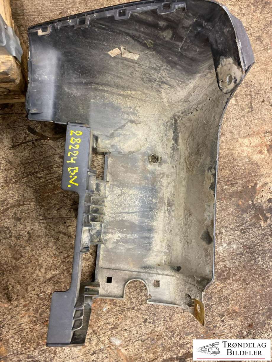 Støtfangerving venstre bak til Isuzu D-Max 2021-->> (Type III) (8975525690|)