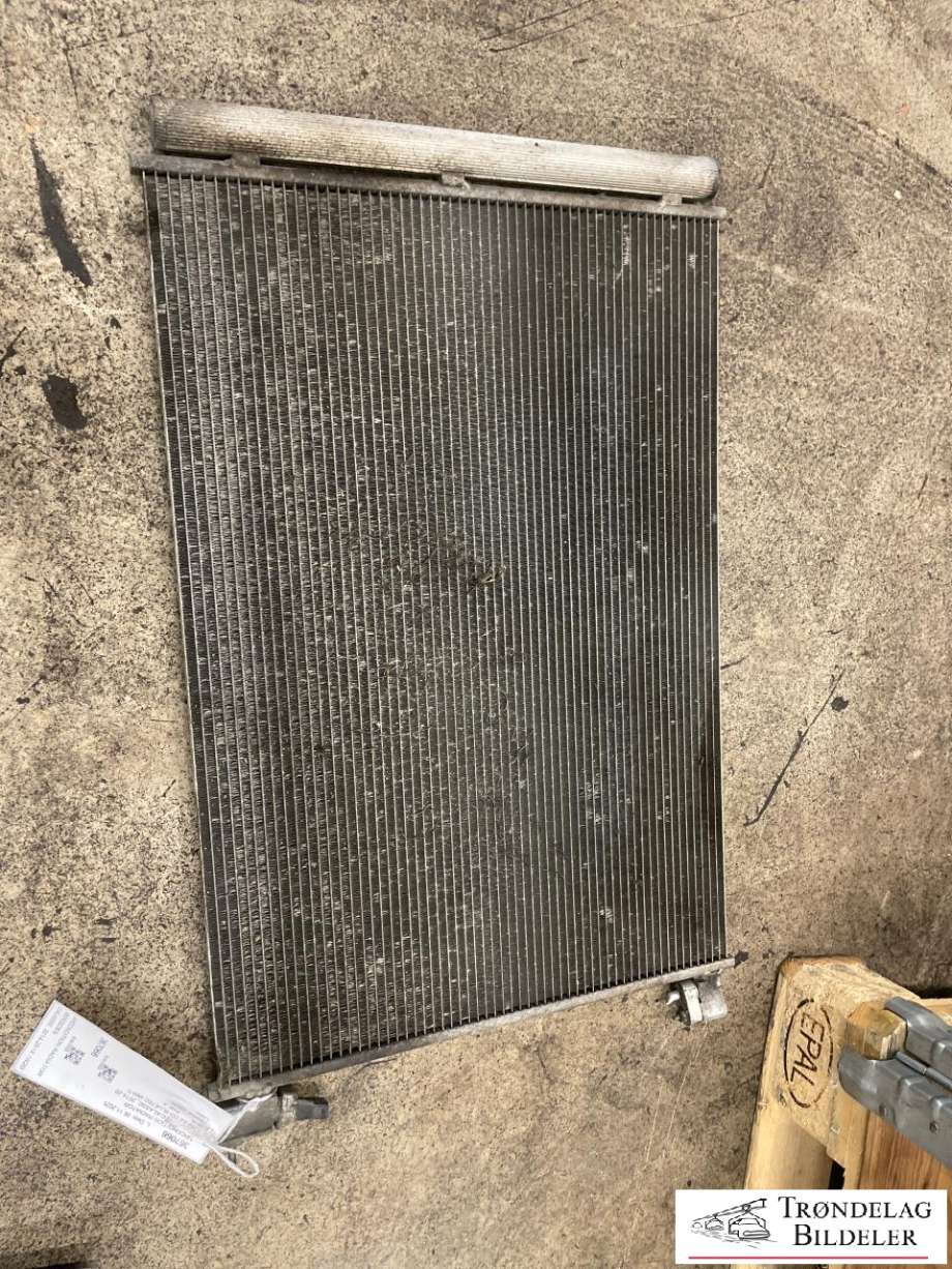Aircondition radiator til Mercedes C-Klasse, 2014-2018 (Fase 1) (W205) (W205) (A 099 500 04 54)