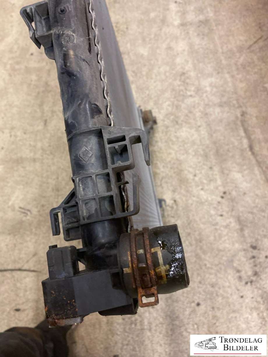 Radiator (manuell gir) til Opel Movano 2010-->>  (95514141|93197532|95527859|95529411|21410853R)