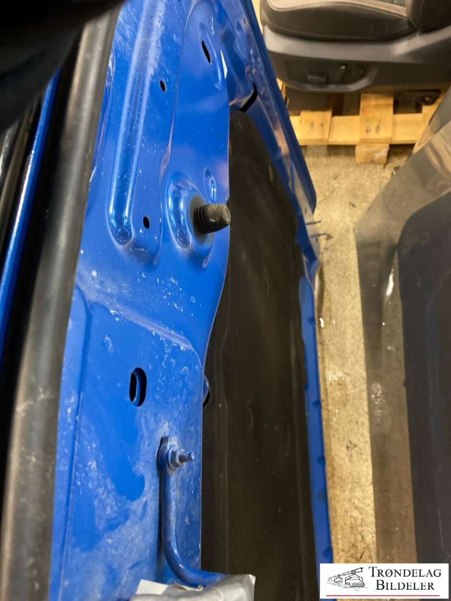 Panser til VW Amarok 2022-->> (Type II)  (2HJ 823 022 D|)
