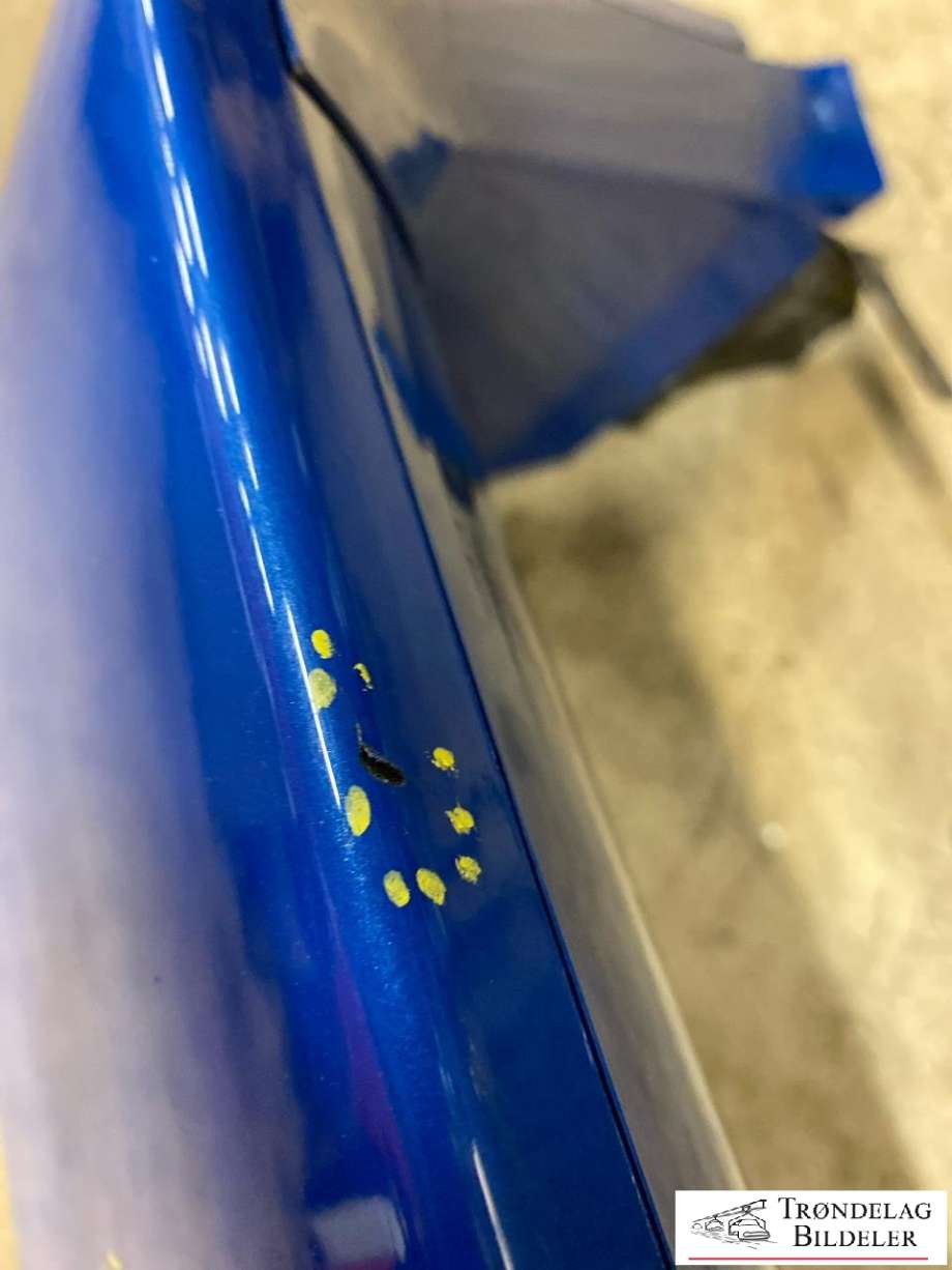 Spoiler bak til VW Amarok 2022-->> (Type II)  (2HJ 853 820 E|2HJ 853 820 E  GRU|)