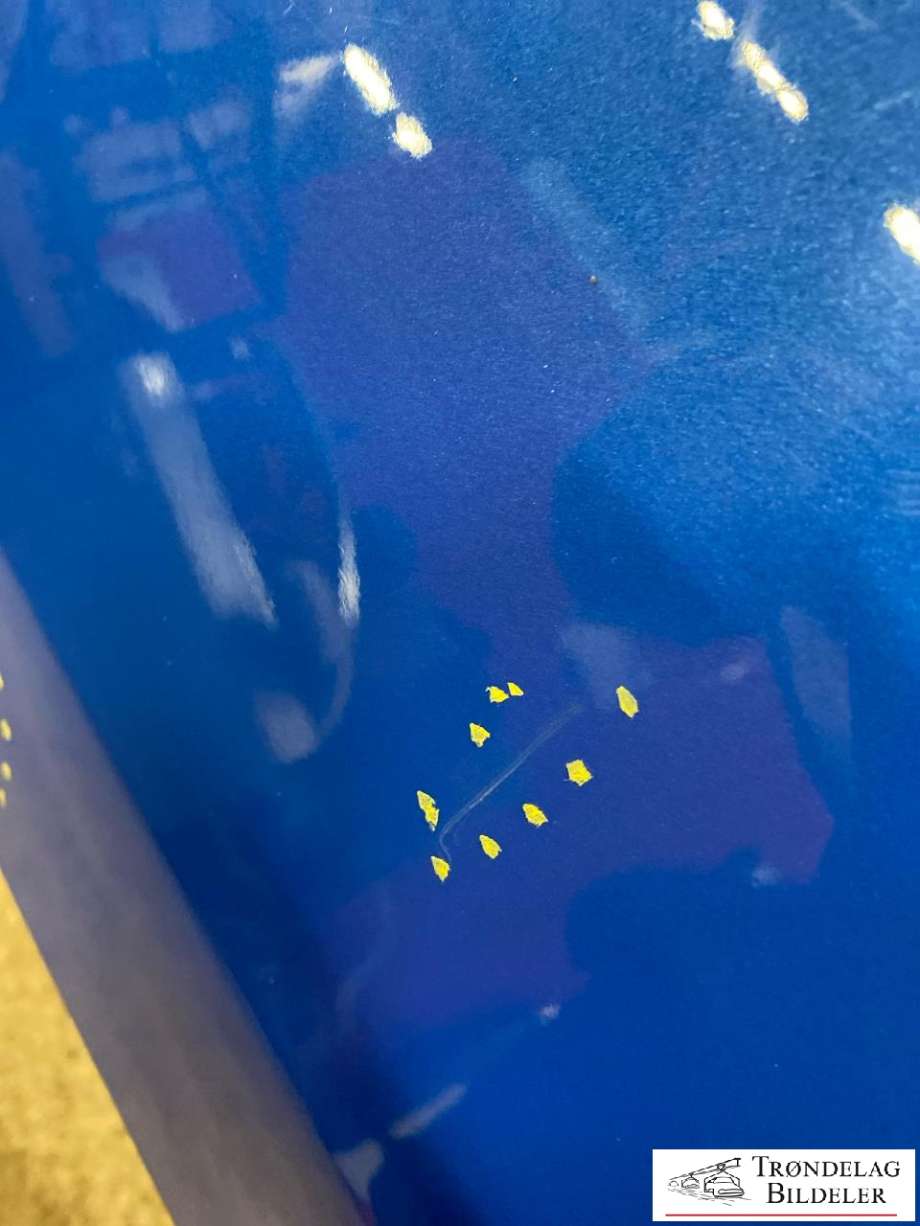 Spoiler bak til VW Amarok 2022-->> (Type II)  (2HJ 853 820 E|2HJ 853 820 E  GRU|)