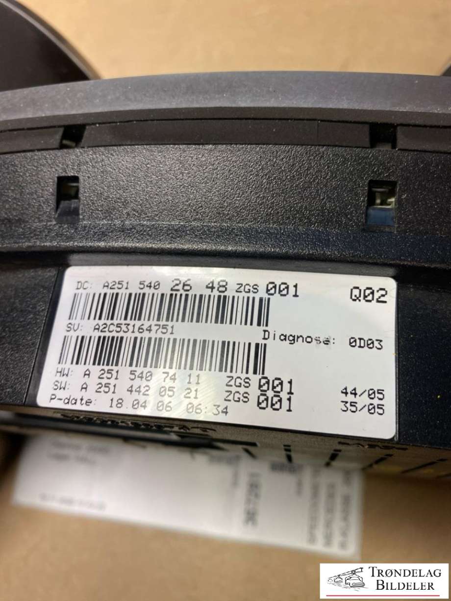 Speedometer til Mercedes R-Klasse 2006-2013 (W251) (W251) (A2515402648|)