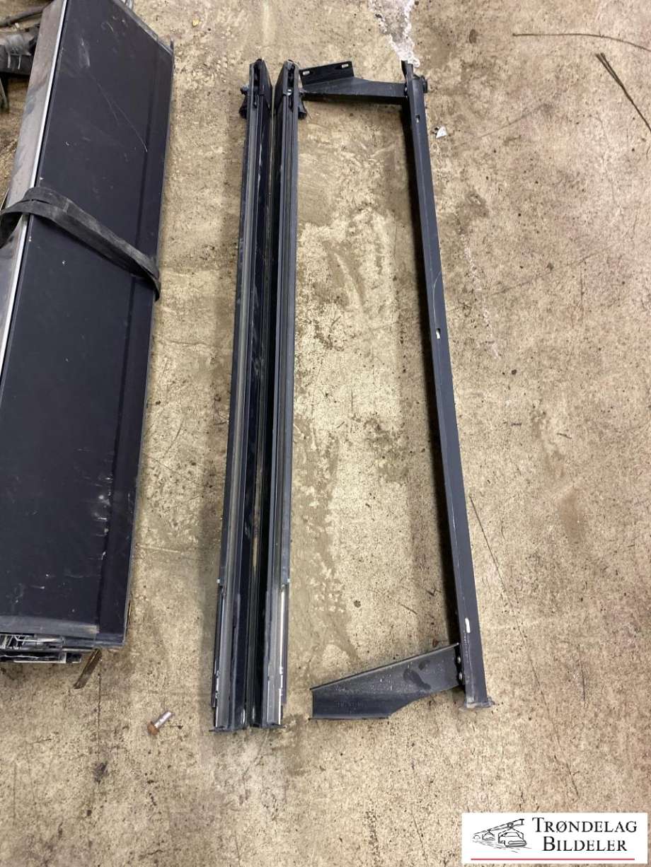 Karosseri lasteplan planlokk til VW Amarok 2022-->> (Type II)  (2HJ 860 010 K|2HJ 860 010 R|2HJ 860 010 M)