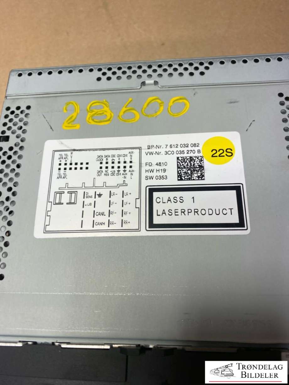 Bilstereo navigasjon skjerm til VW Polo 2009-2014 (Type V, Fase 1)  (3C0035270B|)