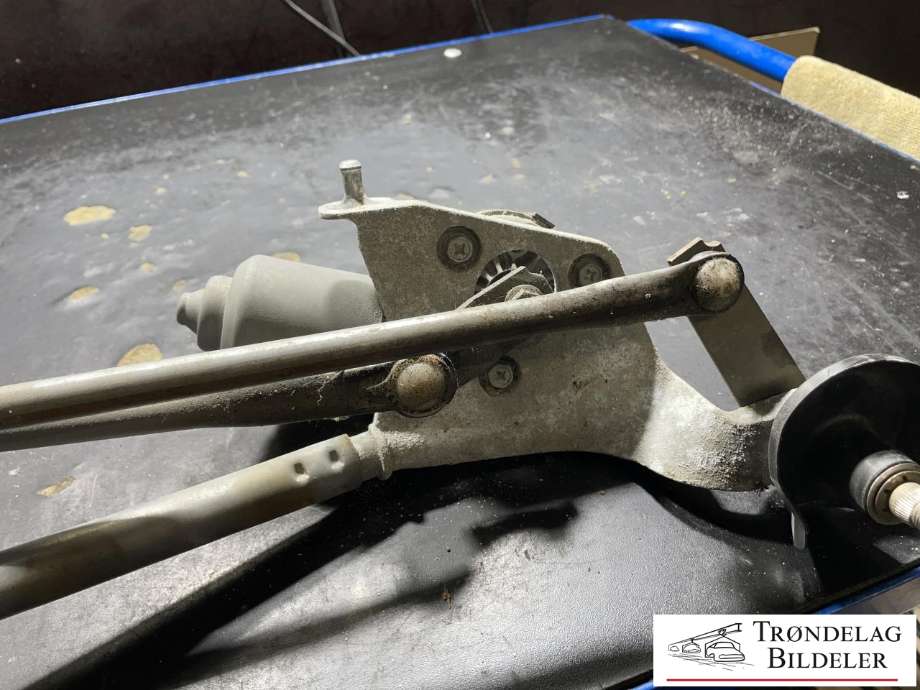 Viskermotor frontrute komplett m/overføring til Toyota Yaris 2006-2009 (Type II, Fase 1)  (85110-0D080|85150-0D080|159300-0431)