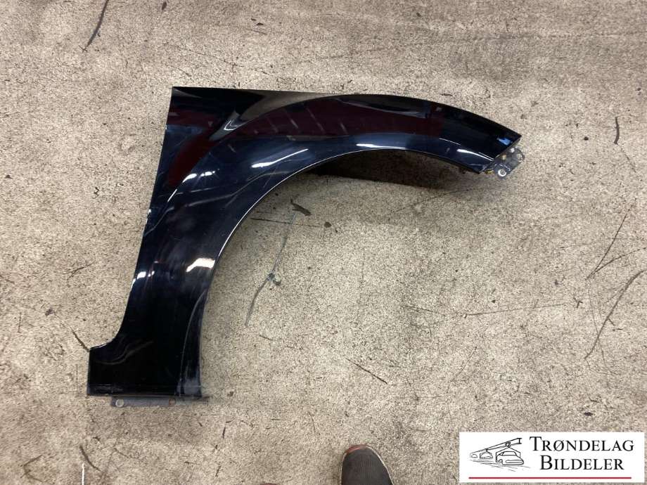 Skjerm høyre foran til Hyundai Veloster, 2011-2015  (663212V010)