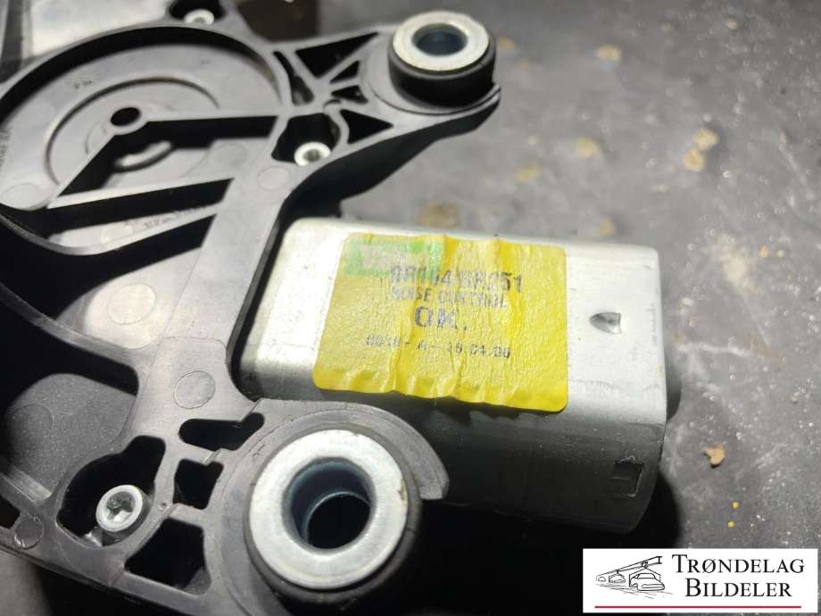 Viskermotor bakrute til Mercedes R-Klasse 2006-2013 (W251) (W251) (A 251 820 00 42|)
