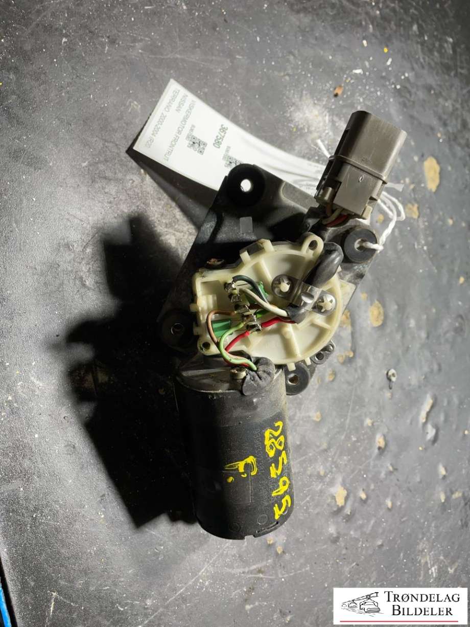 Viskermotor frontrute til Nissan Terrano, 2000-2004 (Fase 3) (R20) (R20) (28810-0F000)