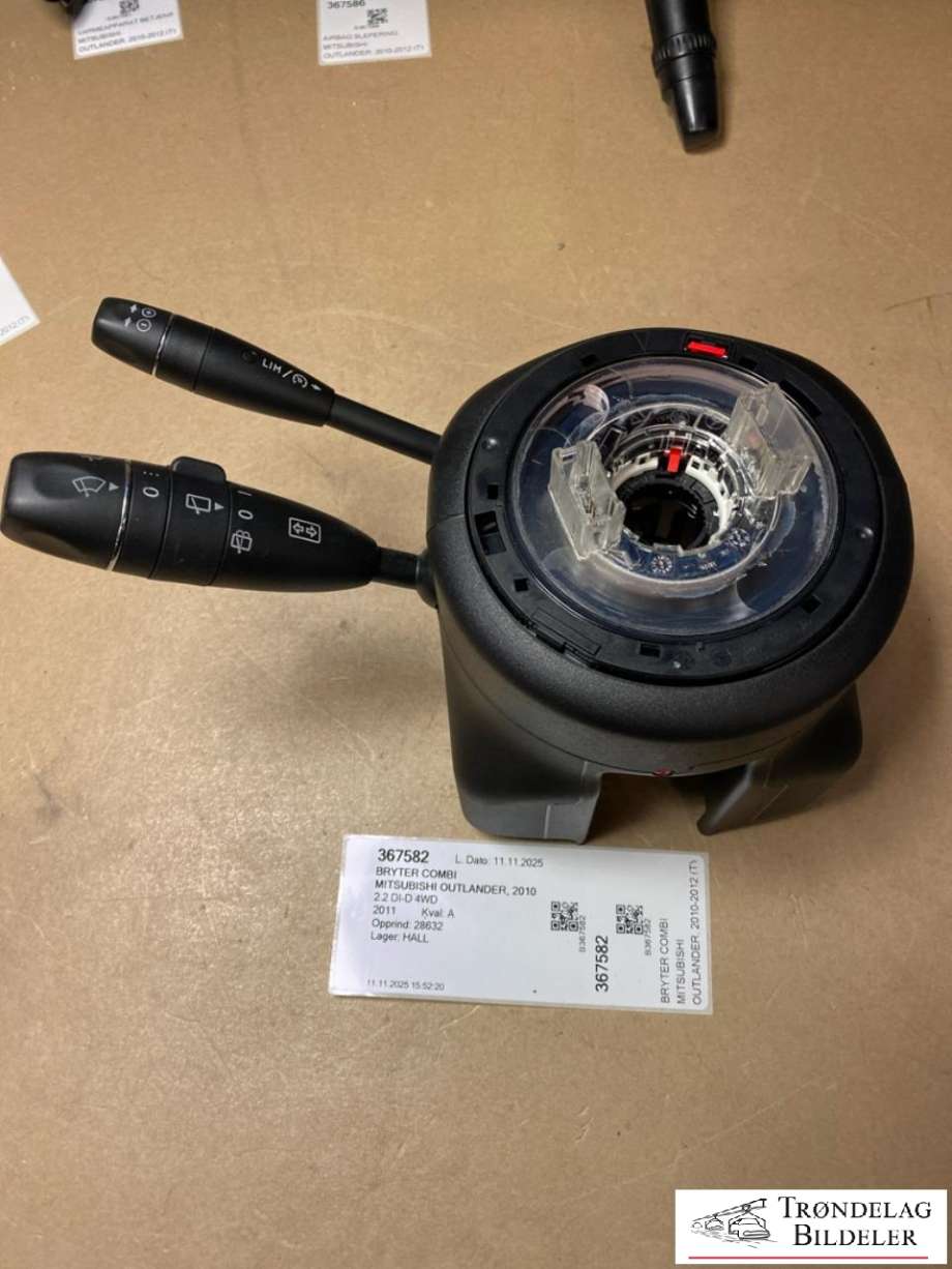 Bryter combi til Mitsubishi Outlander, 2010-2012 (Type II, Fase 2)  (A265005550)