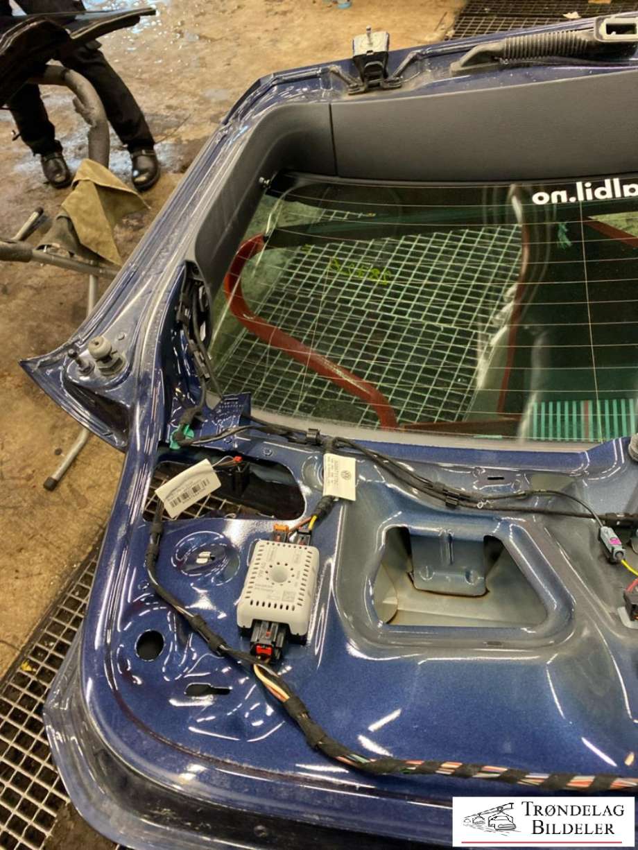 Bakluke til VW Golf VII 2012-2017 (Fase 1)  (5G6827025K|5G6827025AB|5G6 827 025 T)