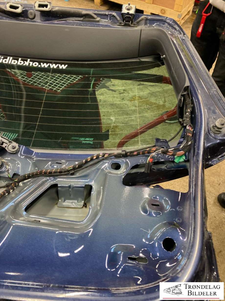 Bakluke til VW Golf VII 2012-2017 (Fase 1)  (5G6827025K|5G6827025AB|5G6 827 025 T)