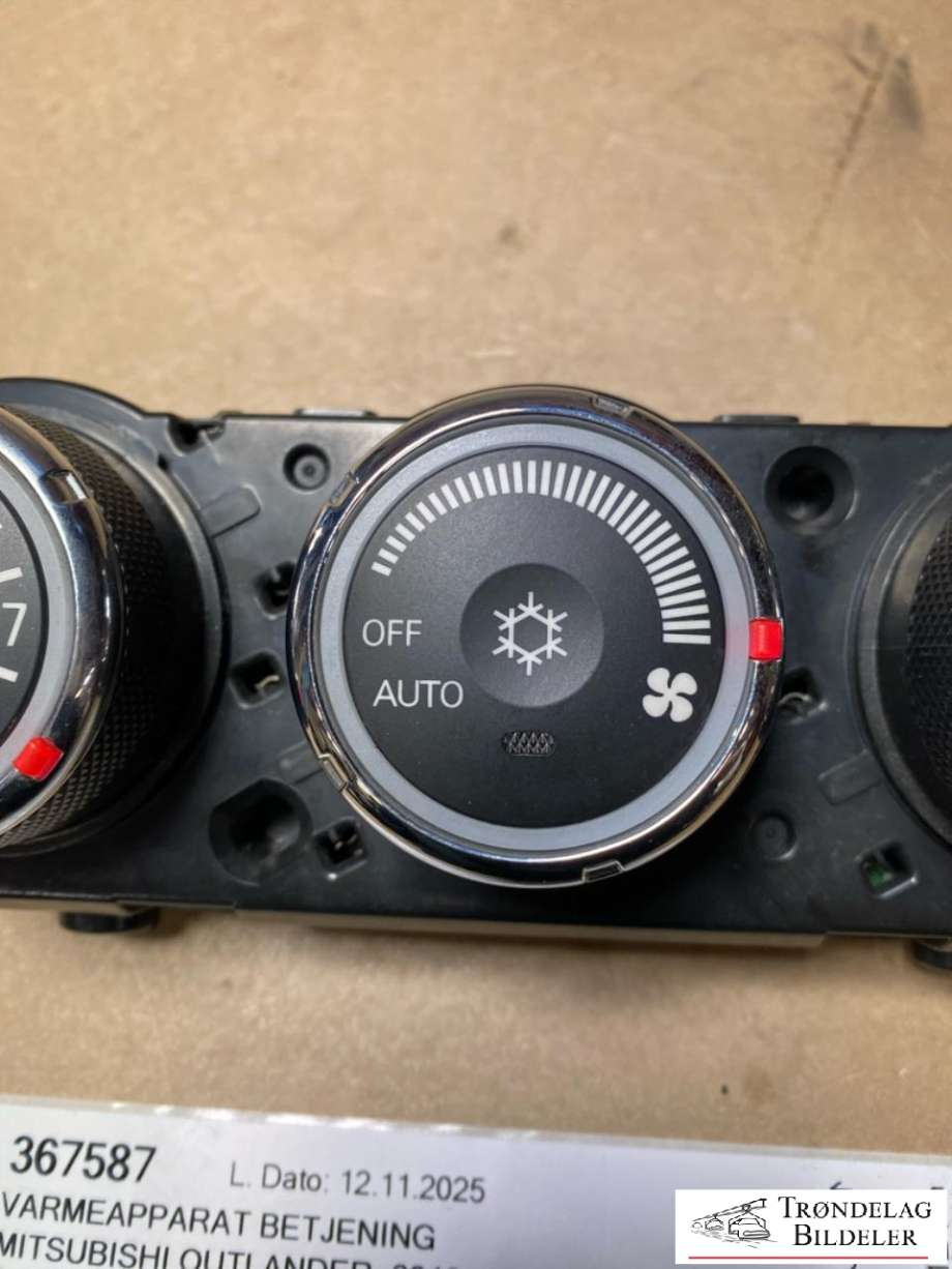 Varmeapparat betjening til Mitsubishi Outlander 2010-2012 (Type II, Fase 2) (7820A115XC|)