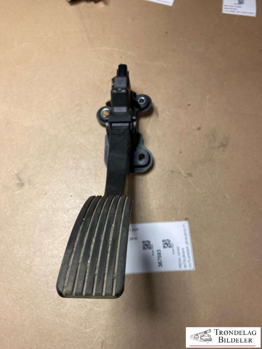 Pedal gass til Mitsubishi Outlander, 2010-2012 (Type II, Fase 2)  (1600A116)