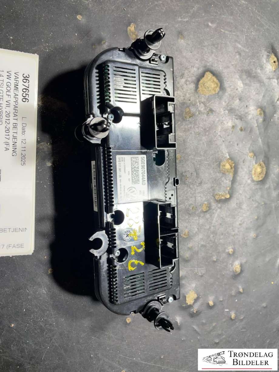 Varmeapparat betjening til VW Golf VII 2012-2017 (Fase 1)  (5GE 907 044 AD|5GE 907 044 AD WZU|)