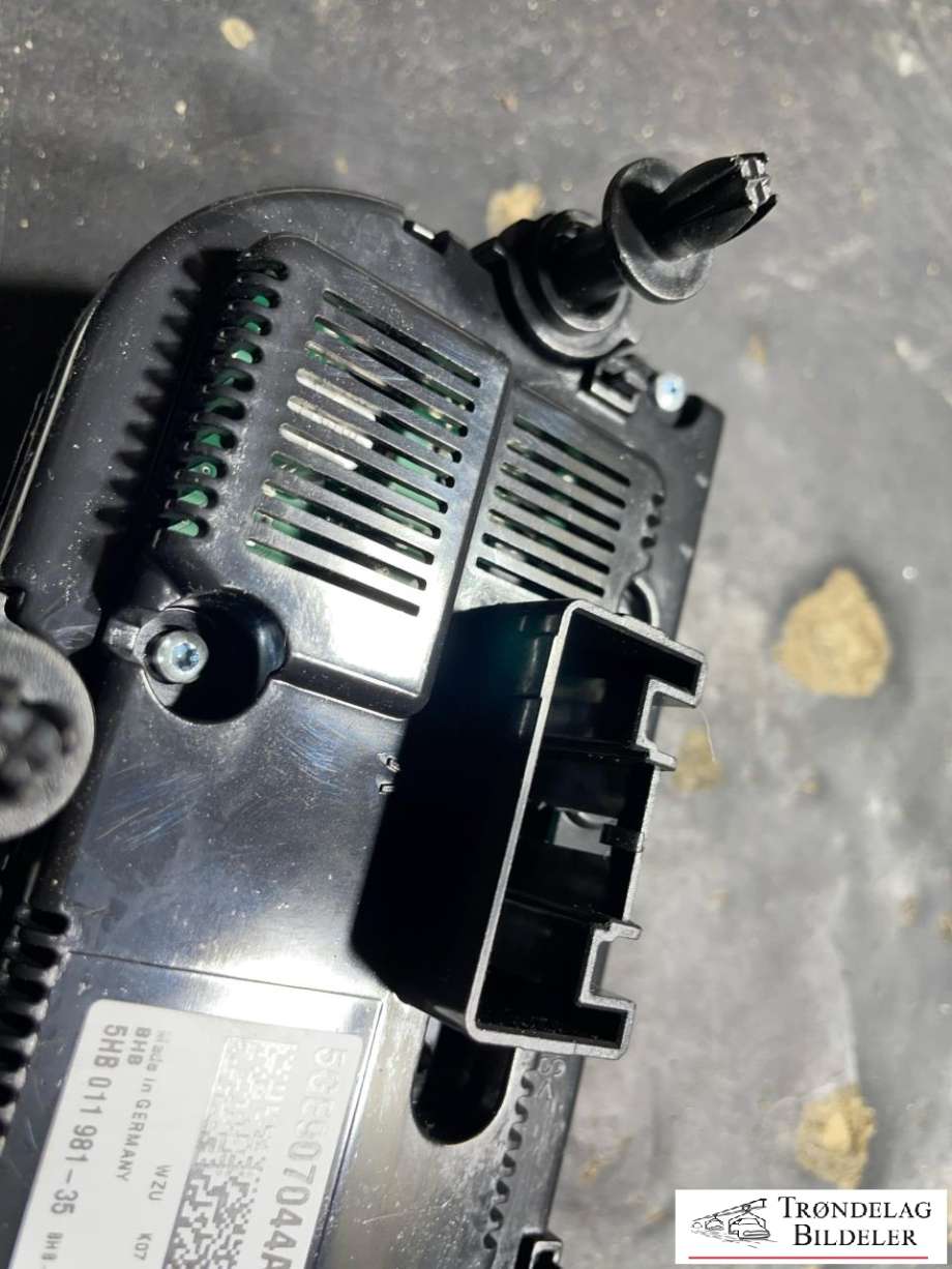Varmeapparat betjening til VW Golf VII 2012-2017 (Fase 1)  (5GE 907 044 AD|5GE 907 044 AD WZU|)
