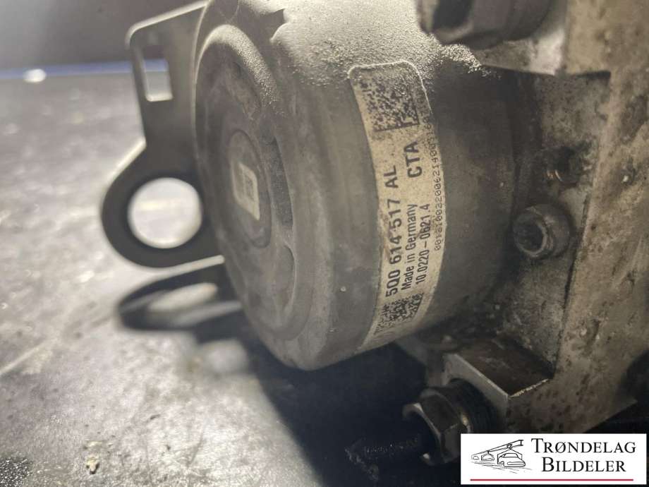 ABS sentral til VW Golf VII 2012-2017 (Fase 1)  (5Q0614517AL|5Q0907379AK|5Q0 614 517 AK|5Q0 614 517 M|5Q0 614 517 H|5Q0 907 379 AE|5Q0 907 379 N|5Q0 907 379 J)