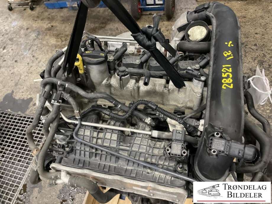 Motor bensin til VW Golf Sportsvan 2014-2018  (CZDA|04E 100 034 D|04E 100 098 F)