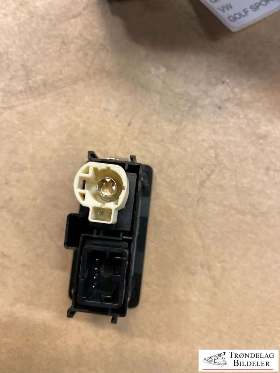 Bryter diverse til VW Golf Sportsvan 2014-2018  (5G0 035 222 C|5G0035222C|)