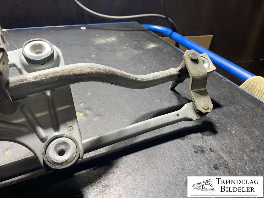 Viskermotor frontrute komplett m/overføring til Volvo XC60 2008-2013 (Type I, Fase 1)  (31333454|1397220585|30753513|3397020952|)