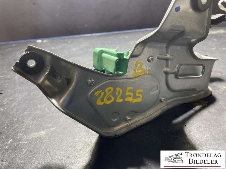 Viskermotor bakrute til Mitsubishi Outlander 2010-2012 (Type II, Fase 2)  (8253A168|8253A011|)