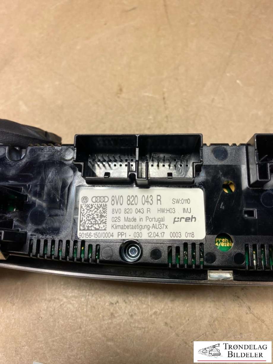 Varmeapparat betjening til Audi A3 2016-2020 (Type III, Fase 2)  (8V0 820 043 R|8V0 820 043 R  IMJ|8V0 820 043 AQ IMJ)