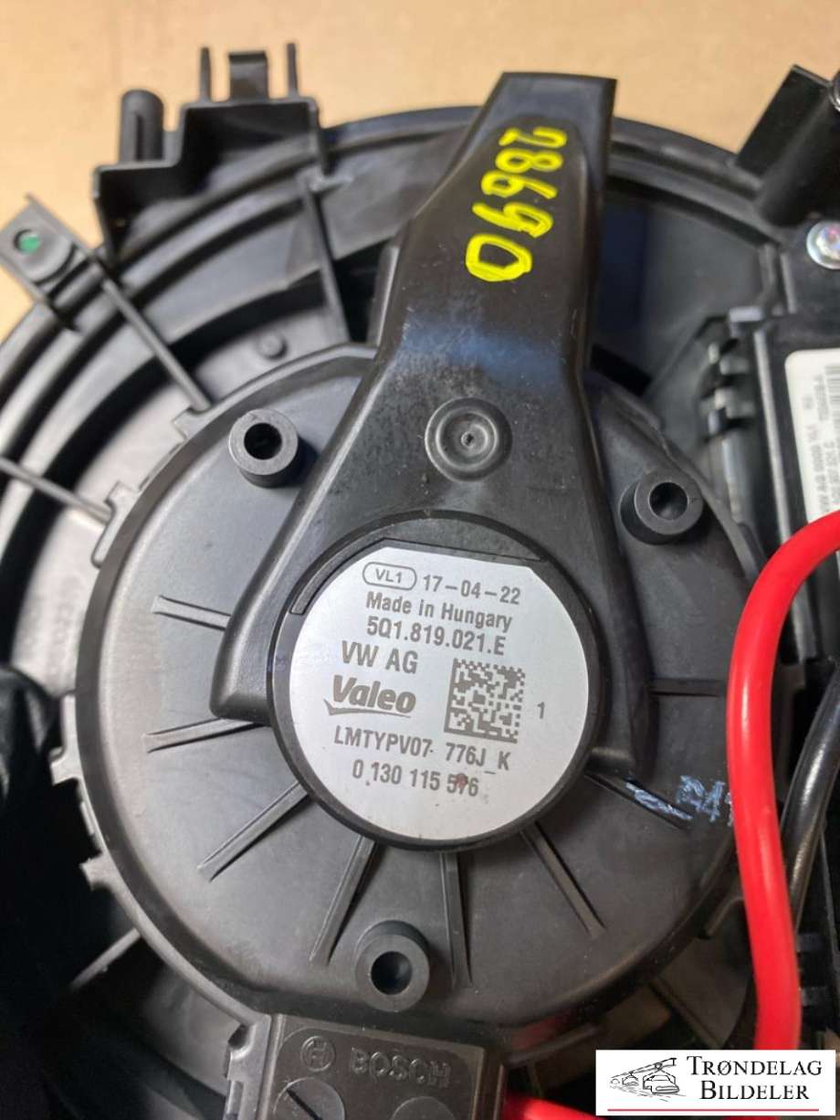 Varmeapparat motor til Audi A3 2016-2020 (Type III, Fase 2)  (5Q1819021|5Q1819021A|5Q1819021B|5Q1819021C|5Q1819021E|5Q1819021F|5Q1819021G|5Q1819021H|5Q1819021J|0130115576|5WA907521|5Q0907521C|5Q0907521A|5Q0907521E|F01150105)