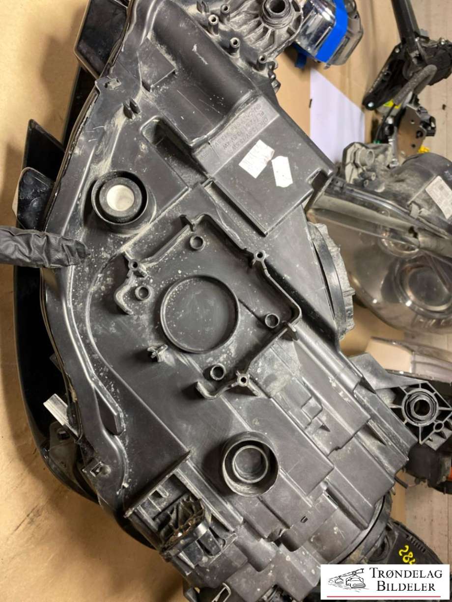 Frontlykt høyre xenon til Audi A3 2016-2020 (Type III, Fase 2) (8V0941 006 H|)