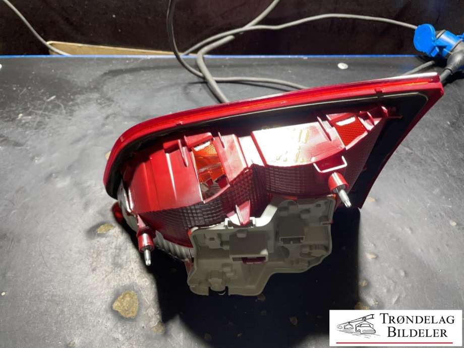 Baklykt venstre indre til VW Sharan 2010-->> (Type II) (7N0 945 093 K|)