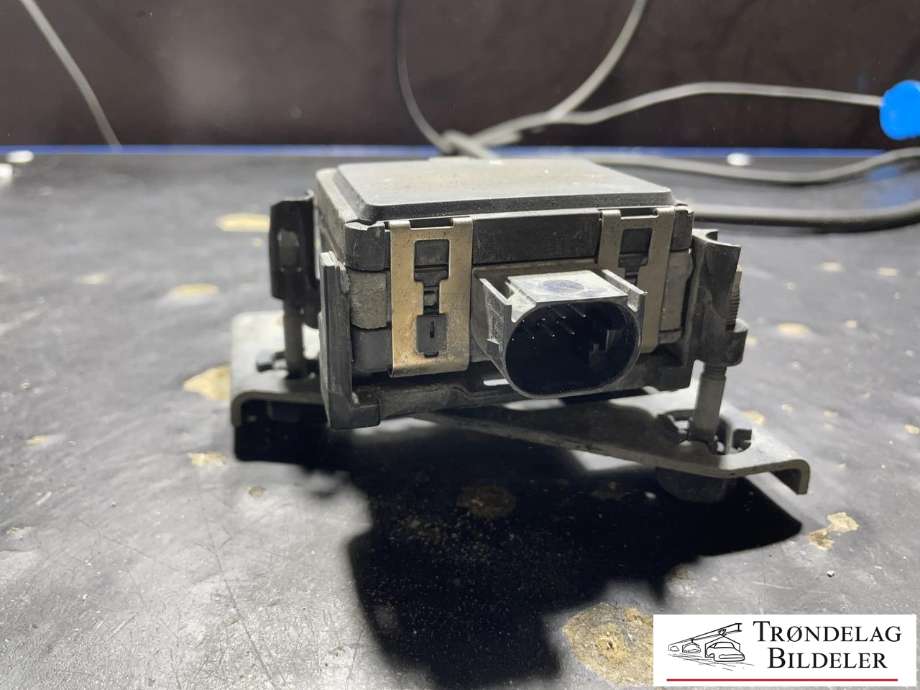 Sensor radar til VW Golf VII 2012-2017 (Fase 1)  (5Q0907561D|203300238|5Q0907561F)