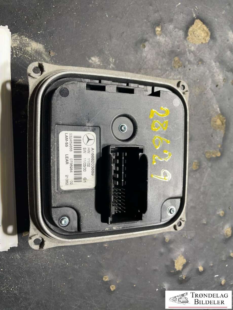 Styreenhet xenon/ballast til Mercedes ML 2011-2015 (Fase 1) (W166) (W166) (A1668203689|)