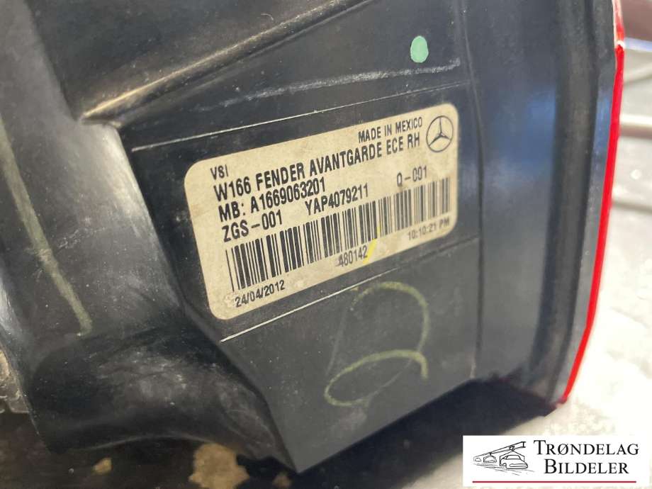 Baklykt høyre ytre til Mercedes ML 2011-2015 (Fase 1) (W166) (W166) (A 166 906 32 01|)
