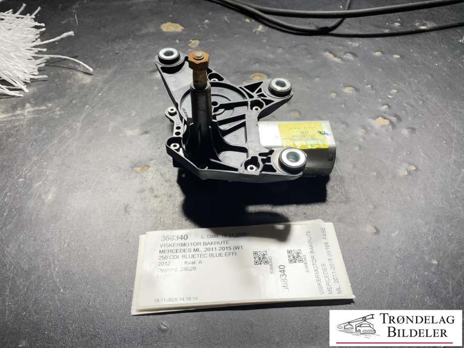 Viskermotor bakrute til Mercedes ML, 2011-2015 (Fase 1) (W166) (W166) (A 251 820 00 42)