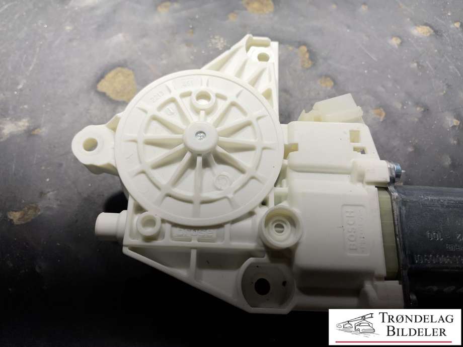 Ruteheis, kun motor, høyre foran til Mercedes ML 2011-2015 (Fase 1) (W166) (W166) (A 166 906 03 01|)
