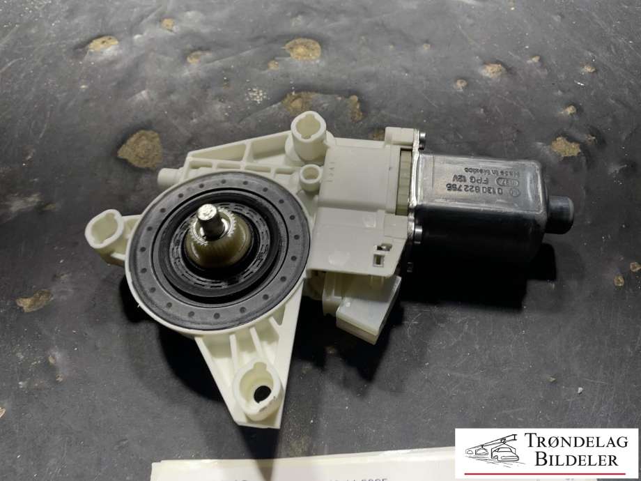 Ruteheis, kun motor, høyre foran til Mercedes ML 2011-2015 (Fase 1) (W166) (W166) (A 166 906 03 01|)