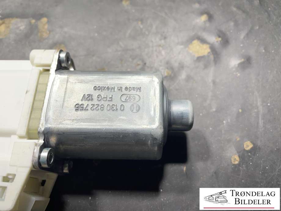 Ruteheis, kun motor, høyre foran til Mercedes ML 2011-2015 (Fase 1) (W166) (W166) (A 166 906 03 01|)