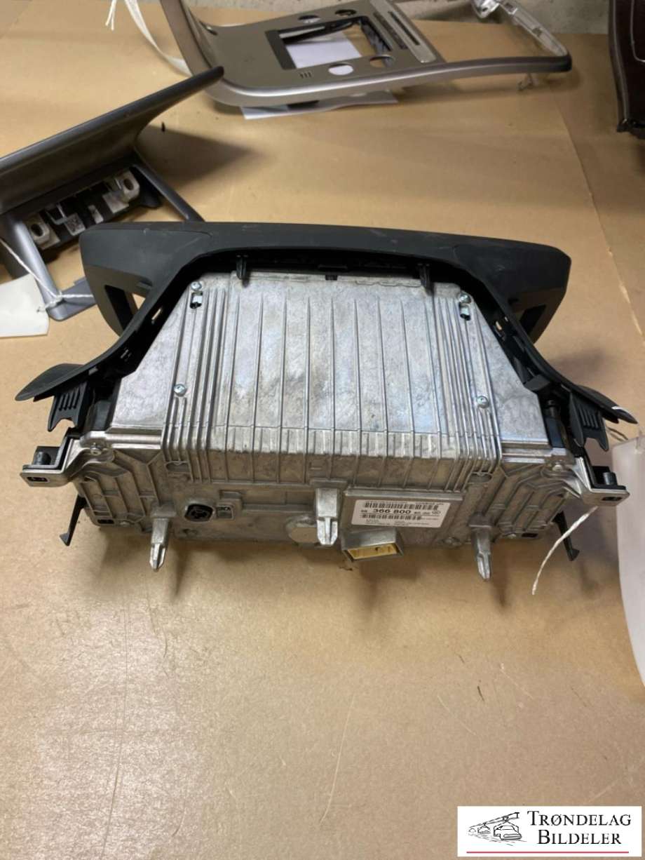 Instrumentpanel til Peugeot e-208 2019-->>  (98 366 800 80|)