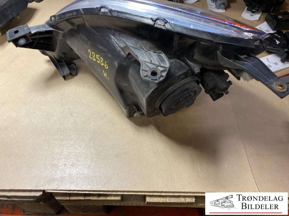 Frontlykt høyre halogen til Honda CR-V 2002-2006 (Type II)  (33101SCAG02|)