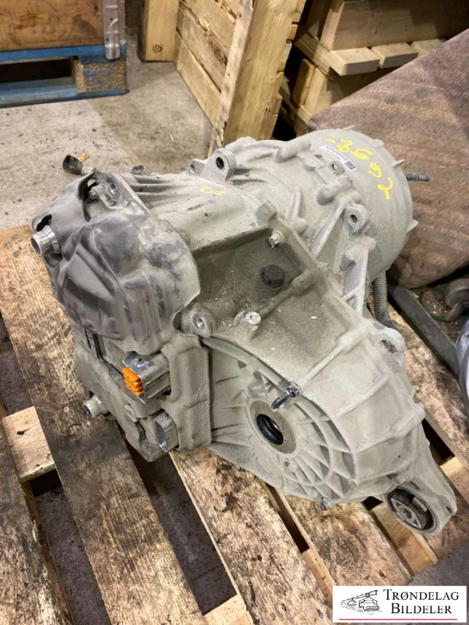 Motor elbil bak til Tesla Model Y 2021-2024 (Type I)  (1665000-DE-L|)