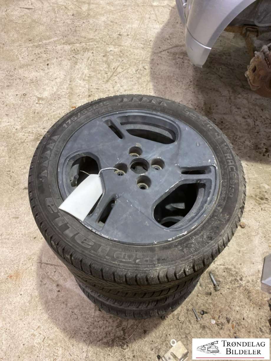 Hjulsett aluminium vinter til Mitsubishi i-MiEV, 2010-->> (ROTALLA|175/55/R15 4X100 5JX15ET35 CB F.56.1MM B.54.1MM)
