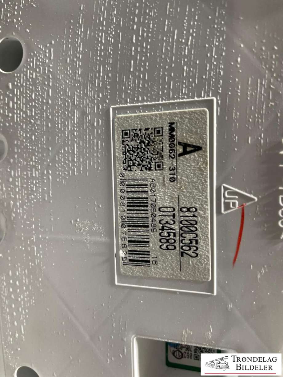 Instrumentpanel til Mitsubishi L200 2015-2019 (Type V, Fase 1)  (8100C562|)