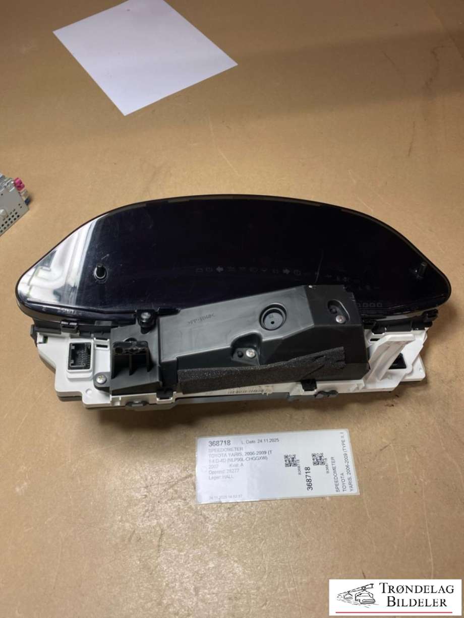 Speedometer til Toyota Yaris, 2006-2009 (Type II, Fase 1)  (838000D630D)