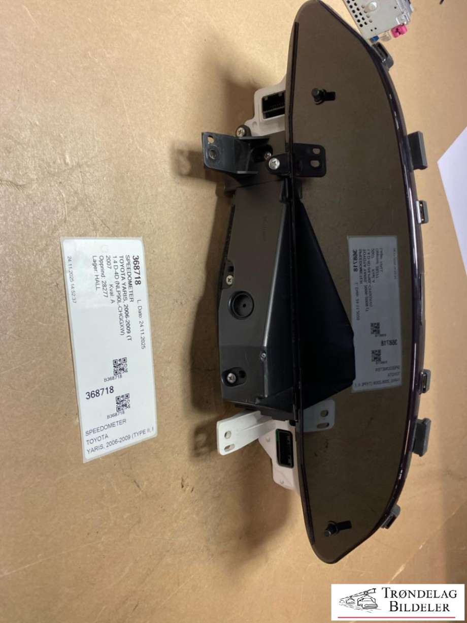 Speedometer til Toyota Yaris 2006-2009 (Type II, Fase 1) (838000D630D|)