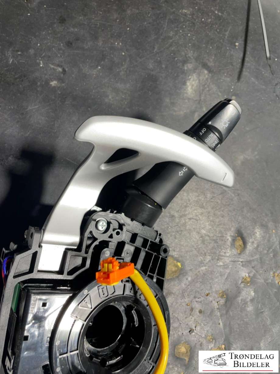 Bryter combi til Mitsubishi ASX 2010-2019  (8600A405|2401A008|)