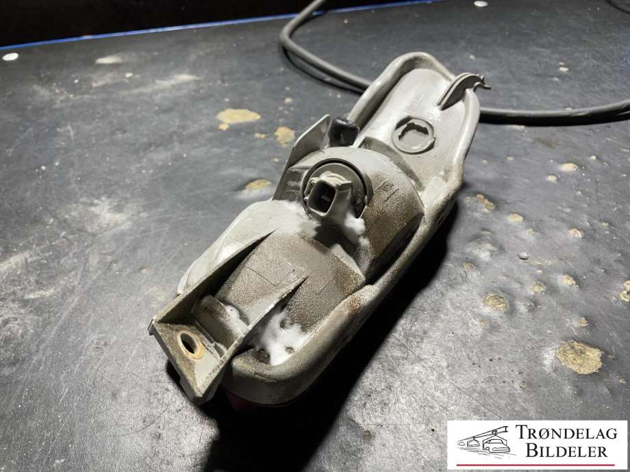 Baklykt fra støtfanger venstre til Lexus RX 2003-2009 (Type II) (XU30) (XU30) (8192148030|8192148031|)